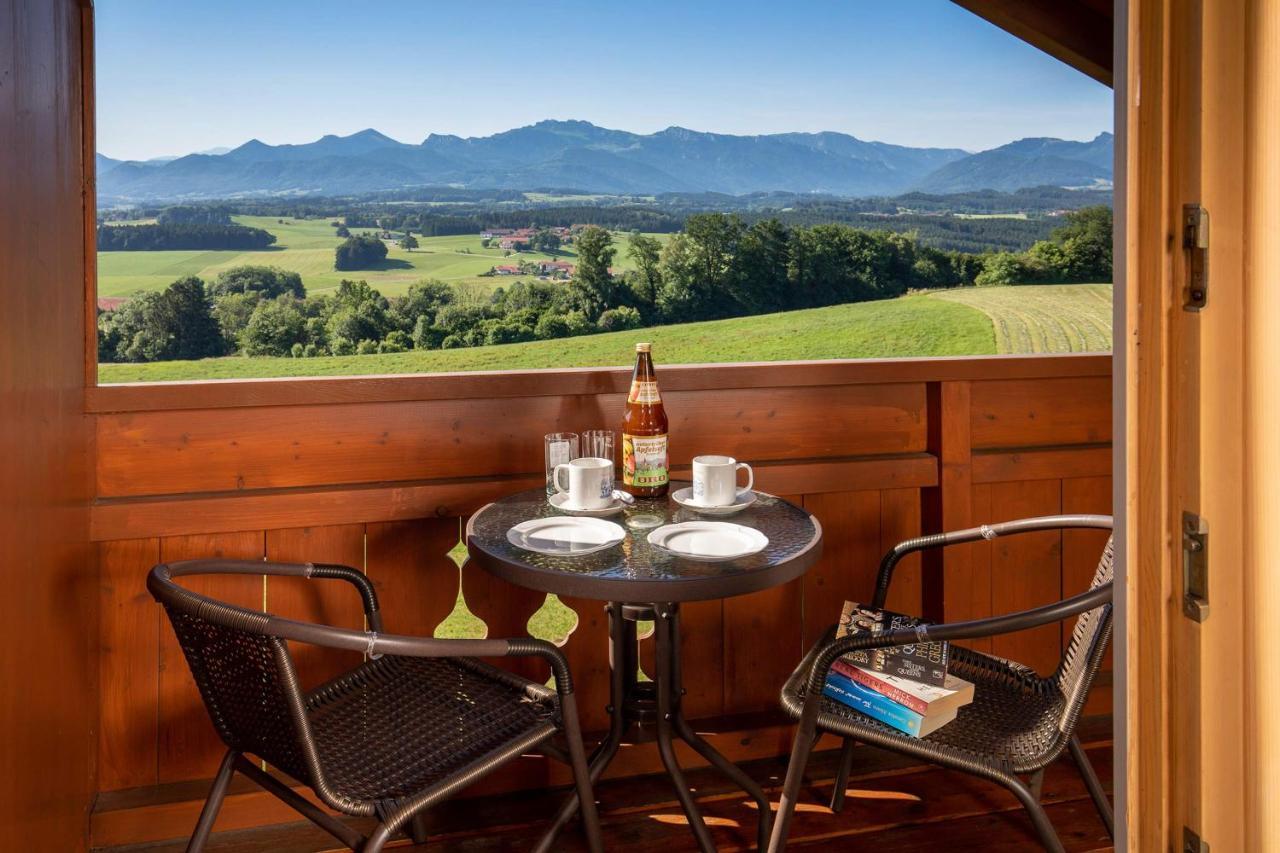 Berg Hotel Weingarten Garni リムシュティング エクステリア 写真
