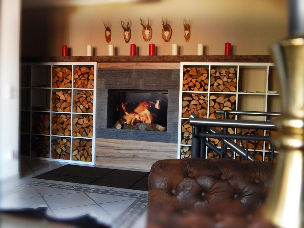 Berg Hotel Weingarten Garni リムシュティング エクステリア 写真